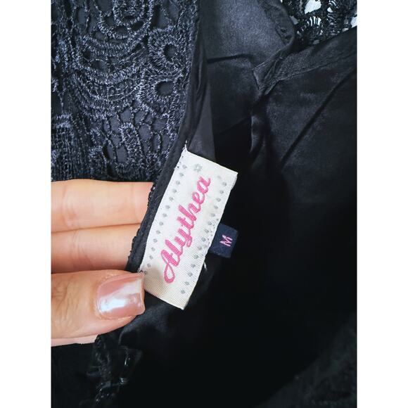 Alythea Black Lace Overlay Fitted Sheath Dress Medium Whimsigoth Formal Cocktail - Picture 8 of 10